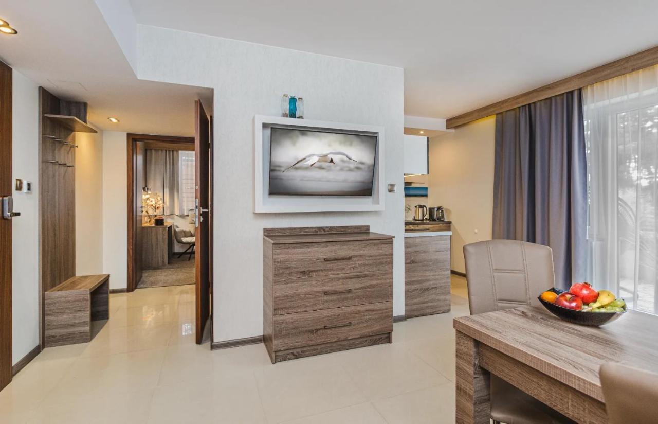 Apartamenty Czarny Kormoran ヘル エクステリア 写真