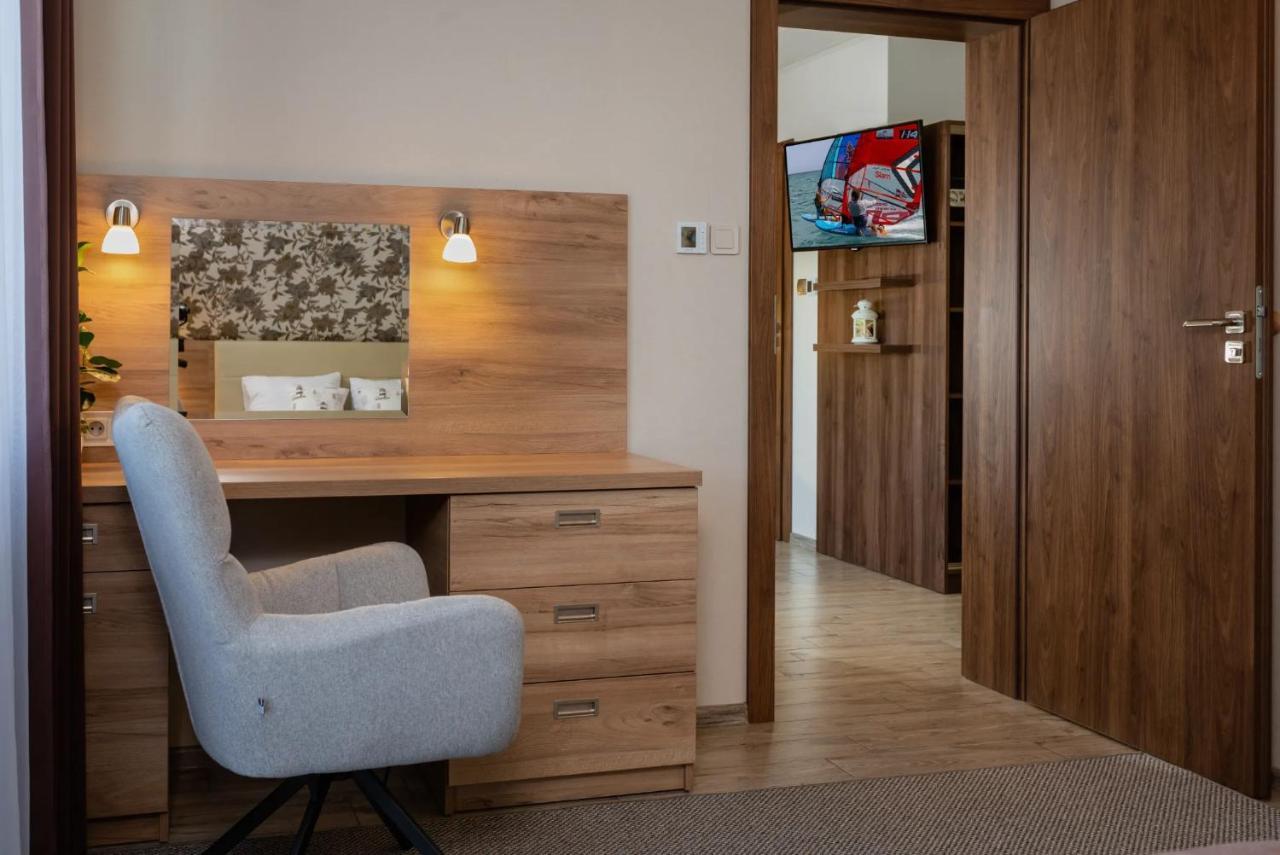 Apartamenty Czarny Kormoran ヘル エクステリア 写真